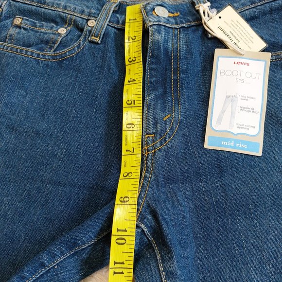 Levi's 515 Women's Blue Mid Rise Boot Cut Denim Jeans 10M/32W x 31L - Picture 5 of 11